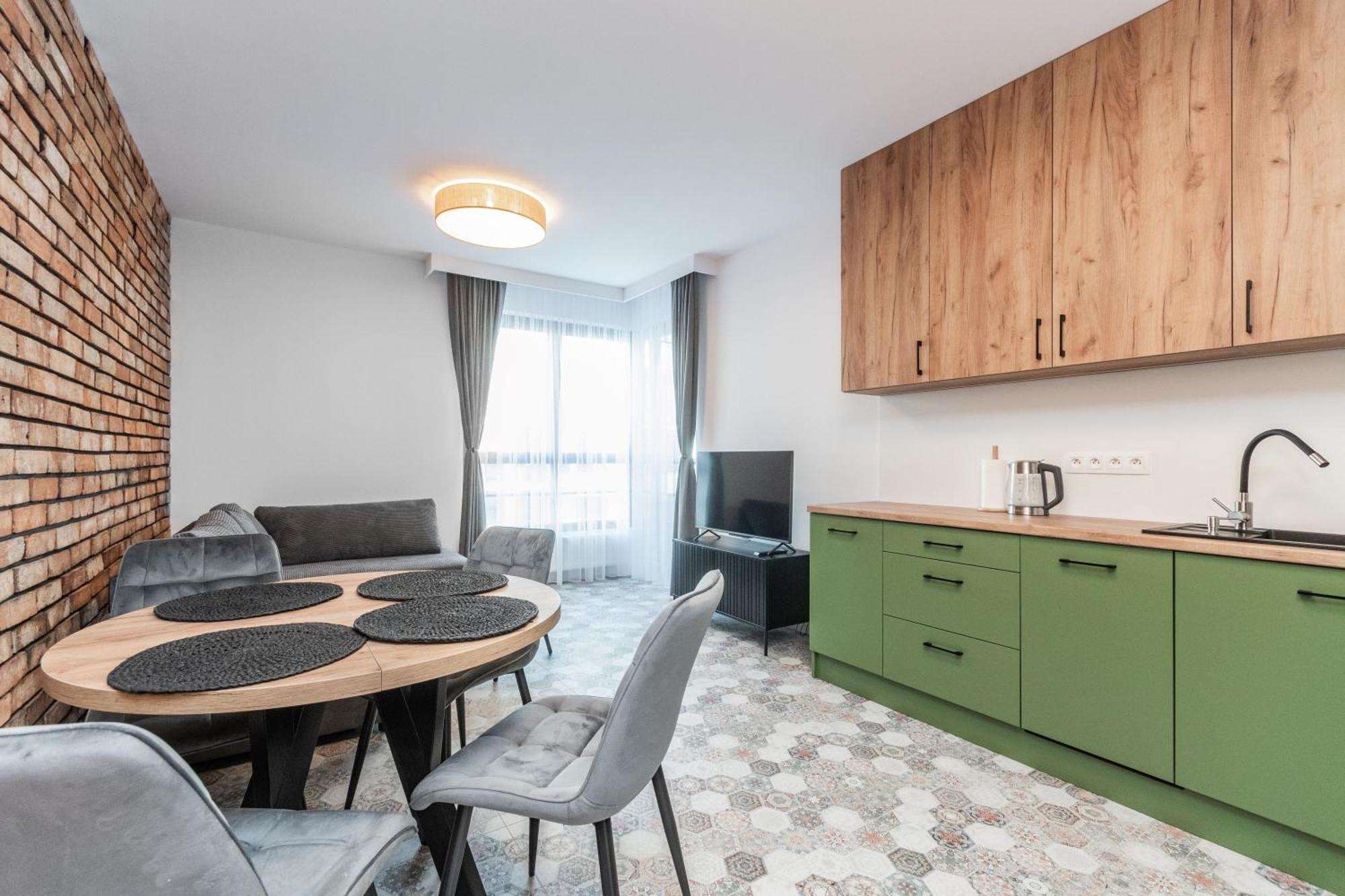 Grand Apartments - Doki Living & Foodhall غدانسك المظهر الخارجي الصورة